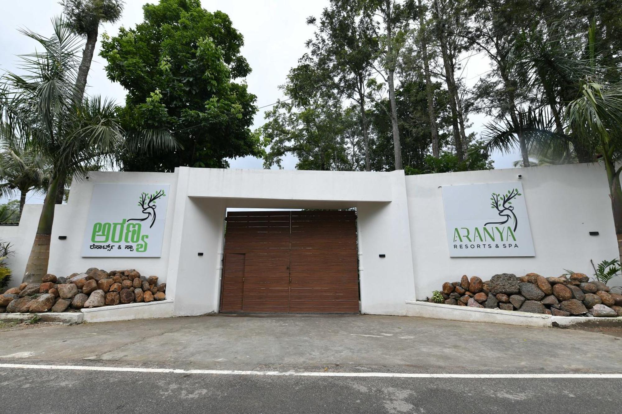 Inventree Aranya Resort & Spa Madikeri Exterior foto